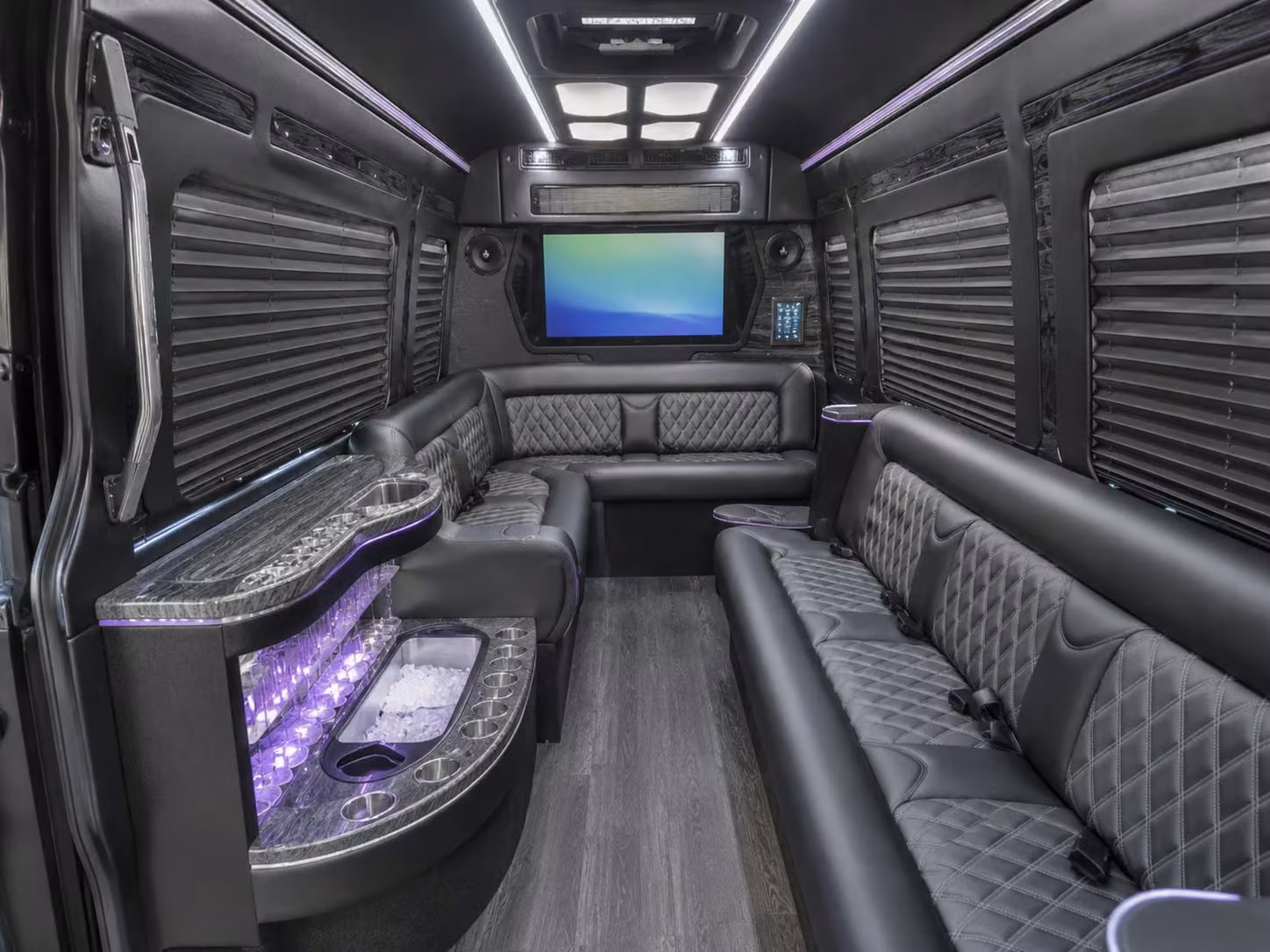 airport and hotel transfers for cedar rapids corporate events and business travel