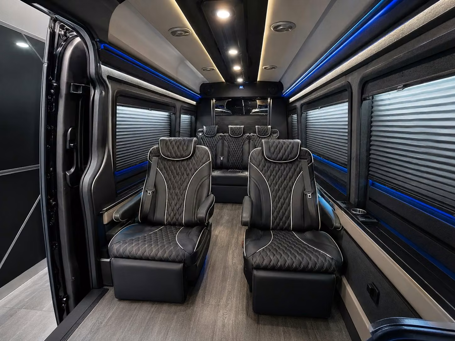 wedding parties and special event groups love cedar rapids airport shuttle service
